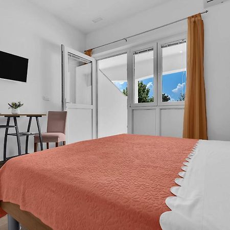 Sea Breeze Studios Tučepi Zewnętrze zdjęcie